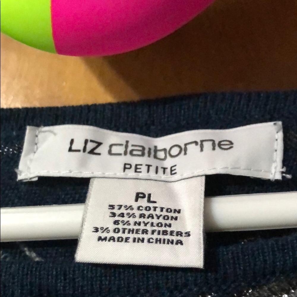 BOGO🤑 - Picture 2 of 4